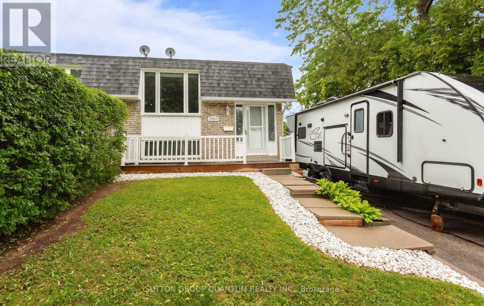 2363 HOLYHEAD DRIVE