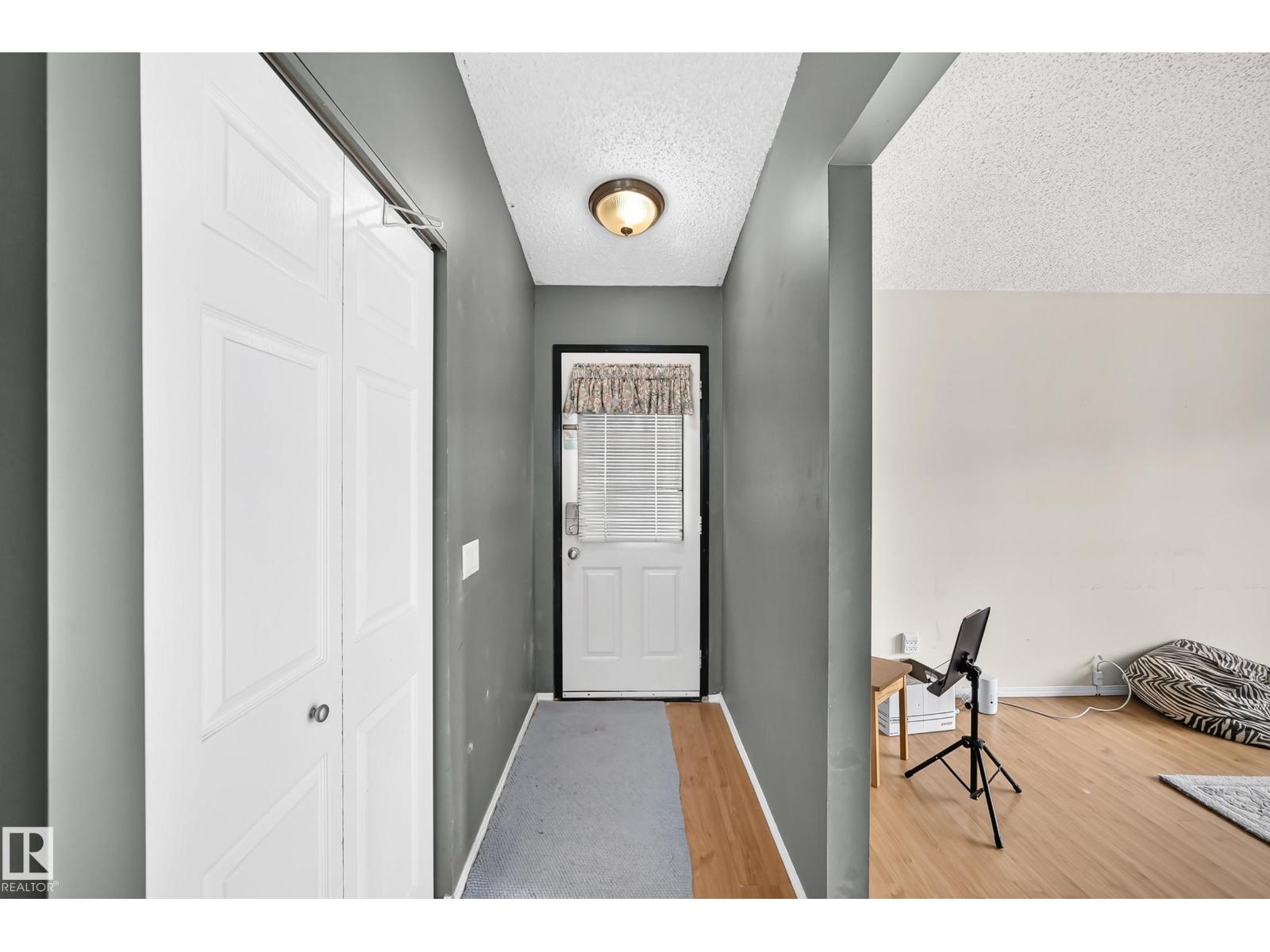 1116 39 ST NW