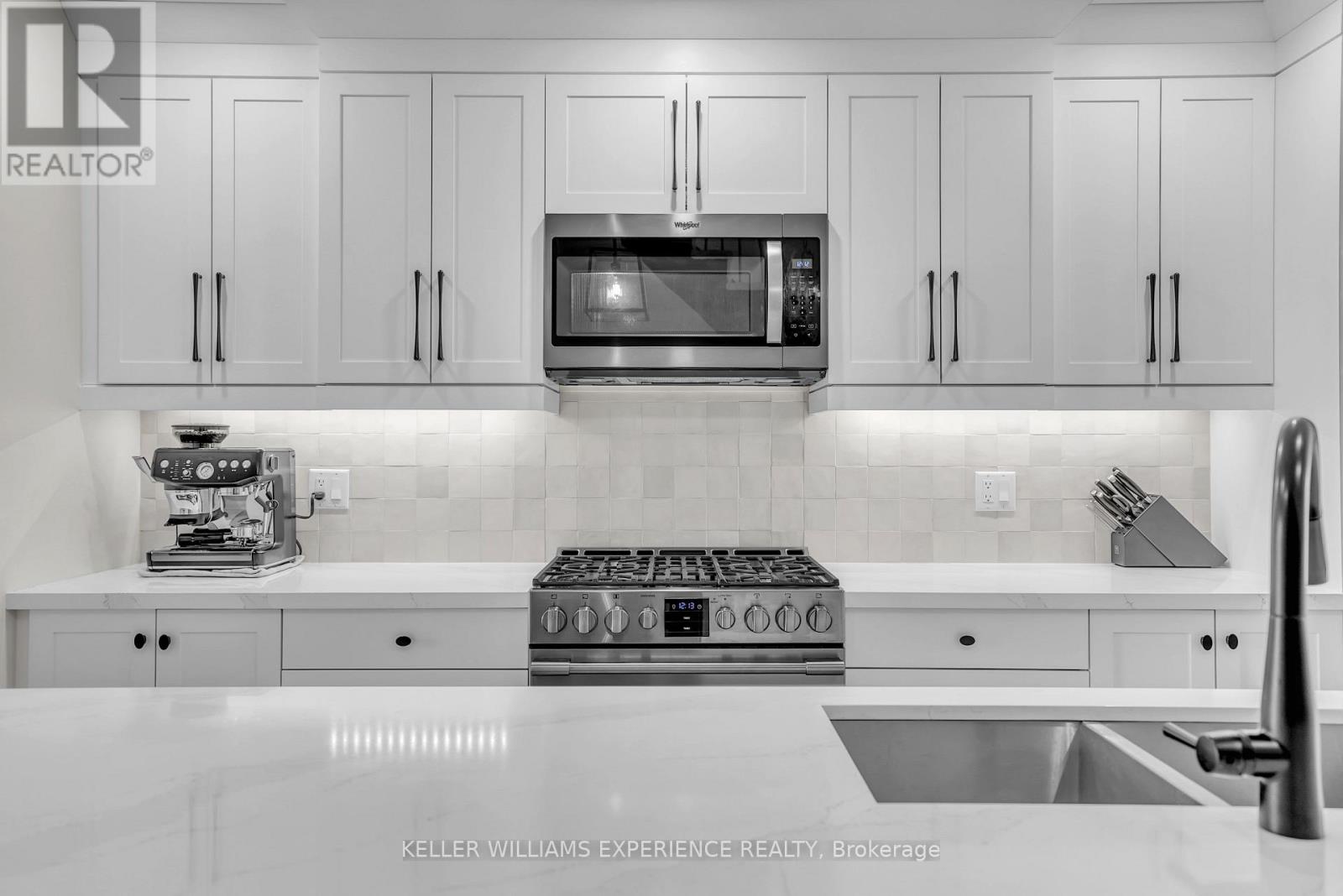 86 CLAPPERTON STREET