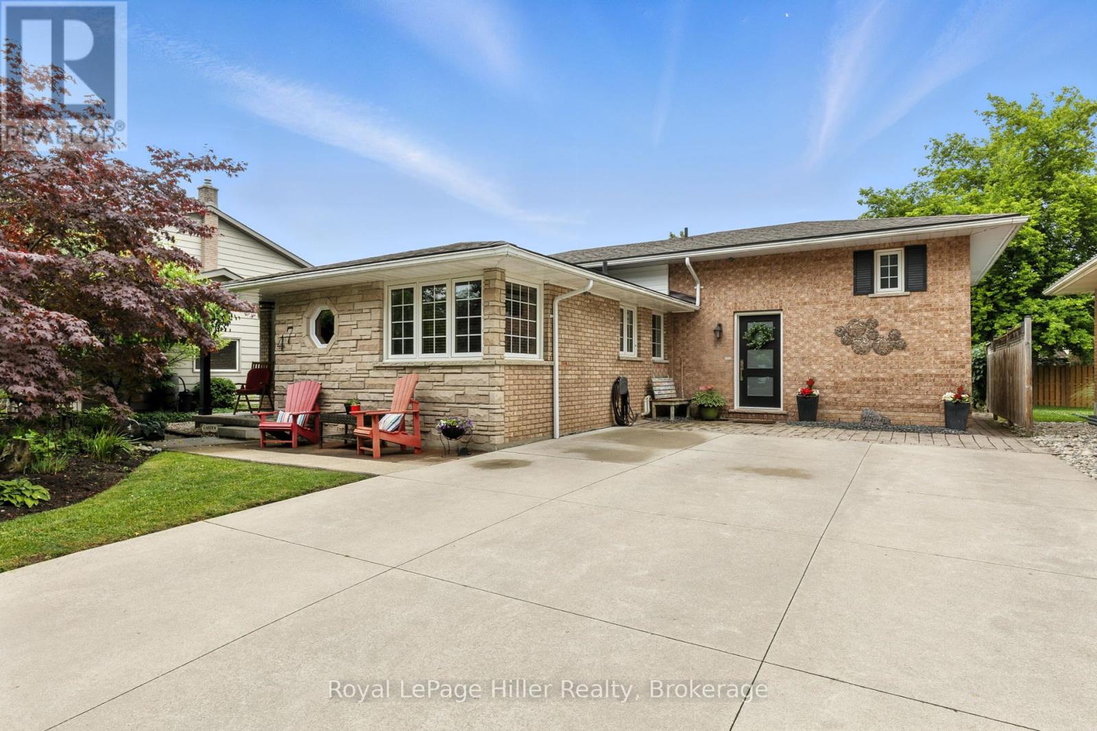 47 WINDEMERE CRESCENT