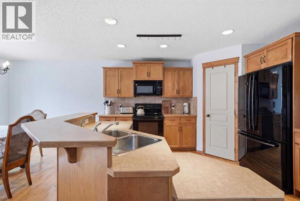 62 new brighton Circle SE