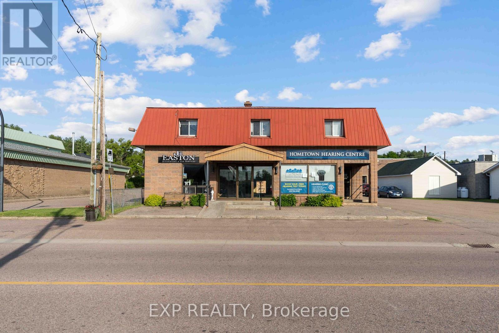 Photo 1 of 28 — 12 DUNN STREET, Madawaska Valley, ON K0J1B0