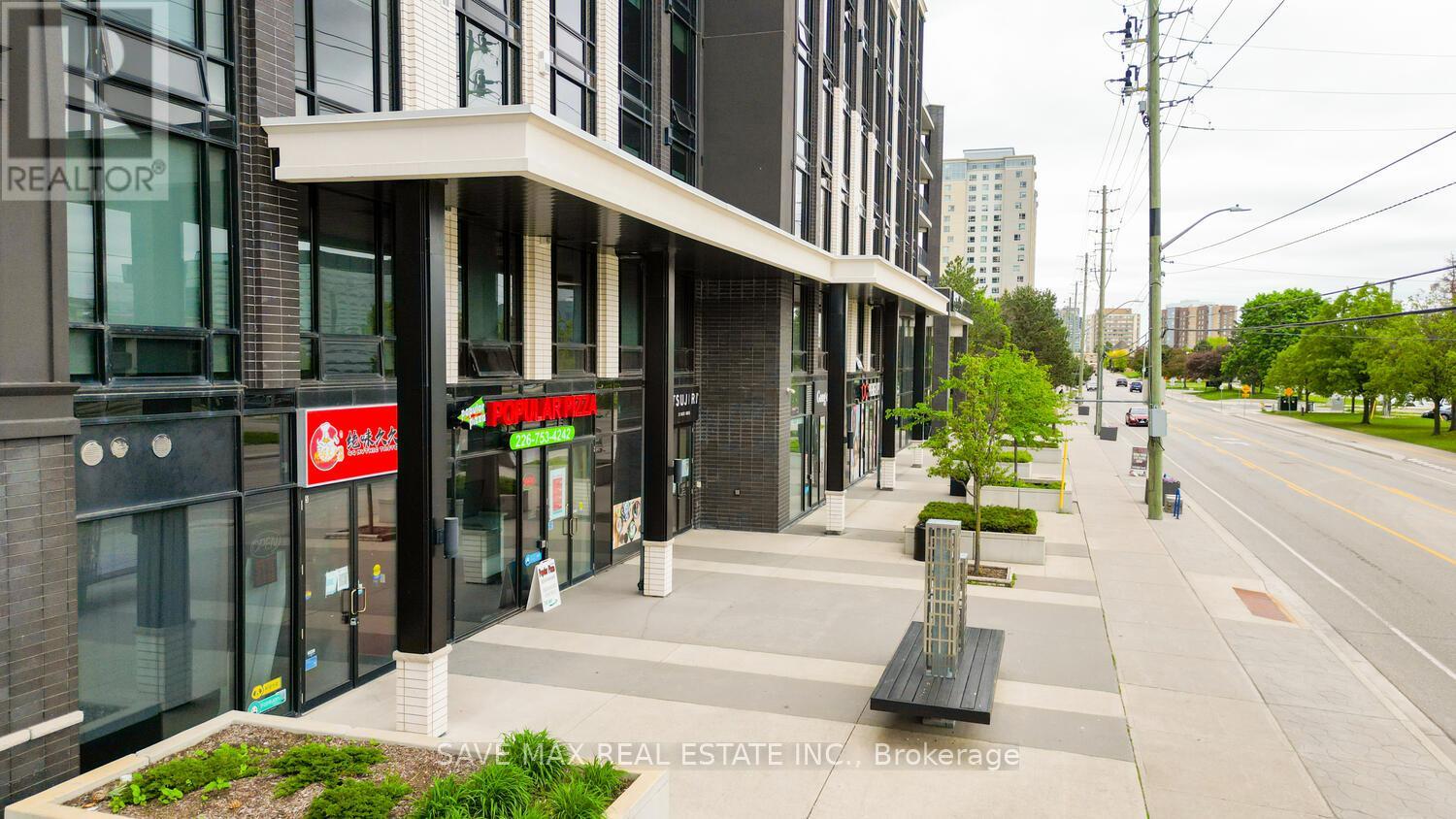 4 - 330 PHILIP STREET W