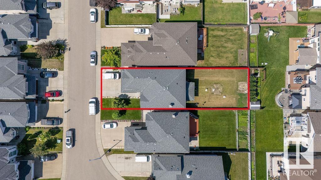6724 12 AV SW
