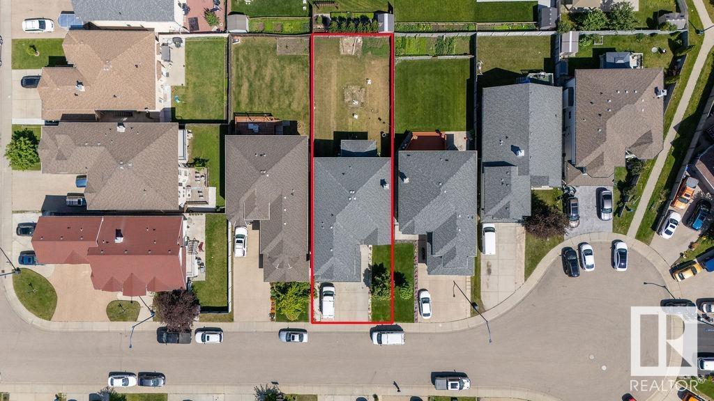6724 12 AV SW