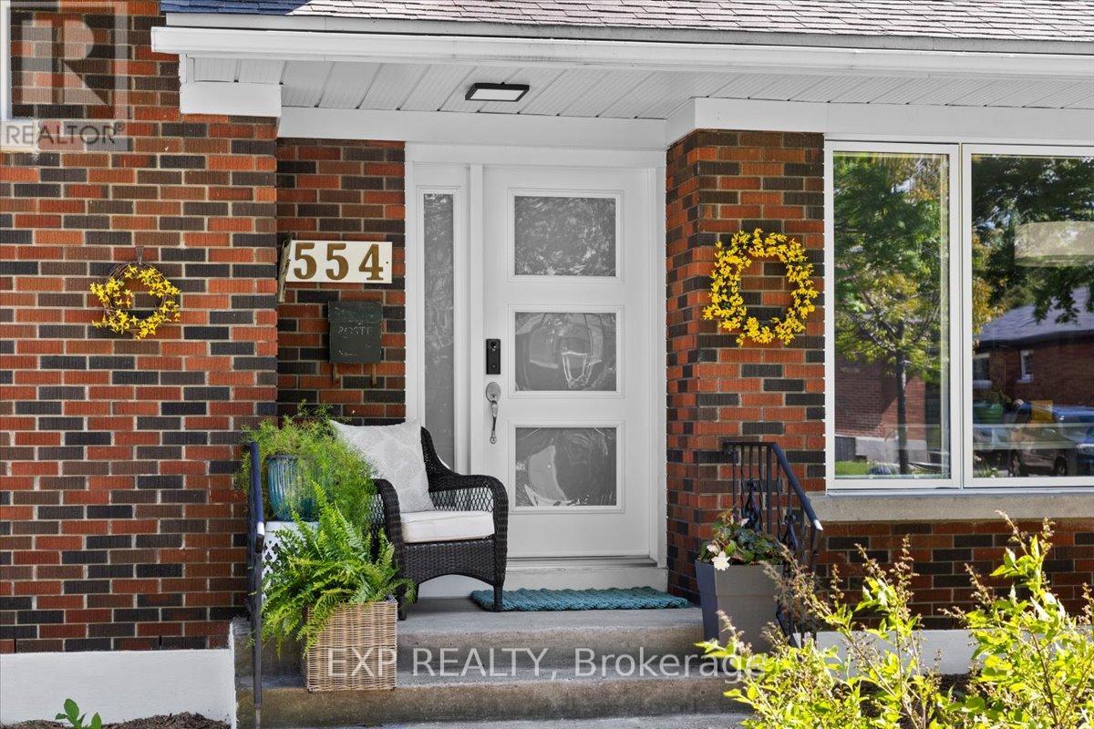 554 BROWNING AVENUE
