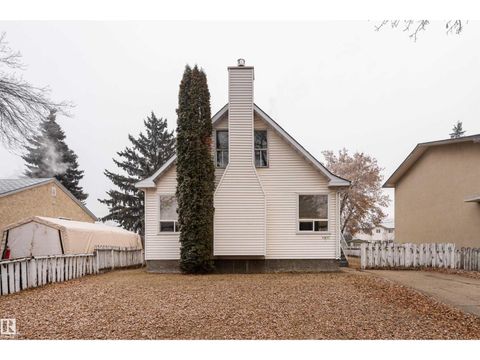11817 44 ST NW Edmonton AB T5W2S4