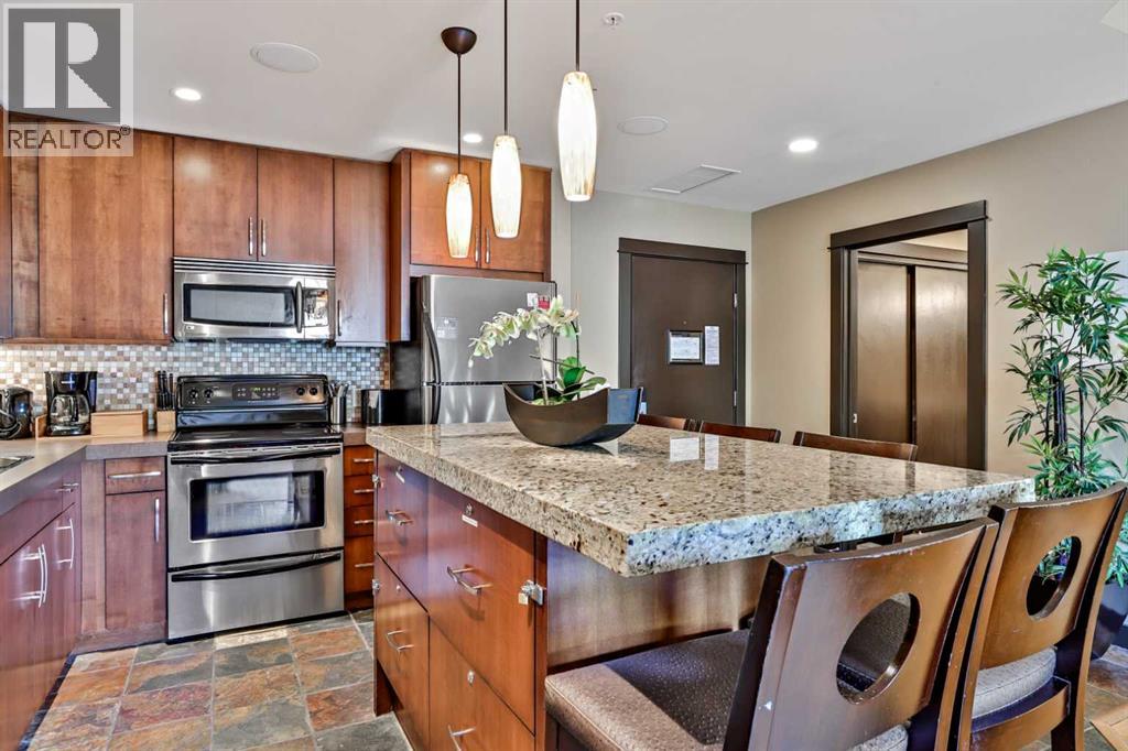 319C, 1818 Mountain Avenue