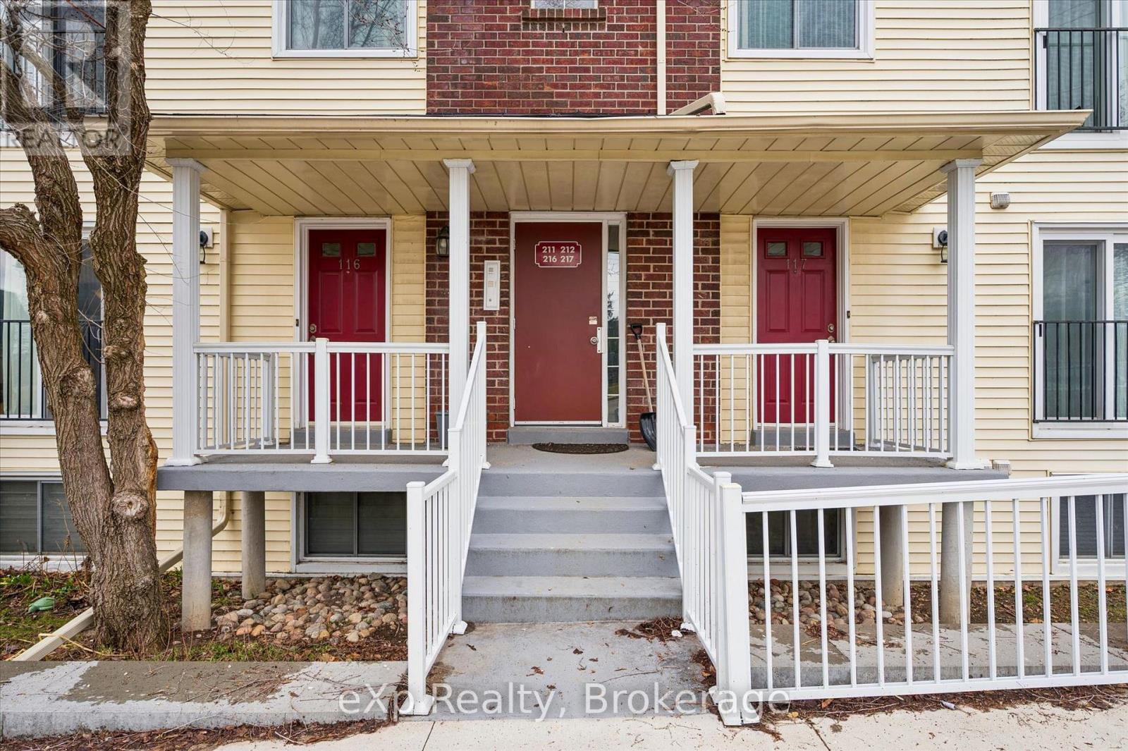 212 - 456 JANEFIELD AVENUE