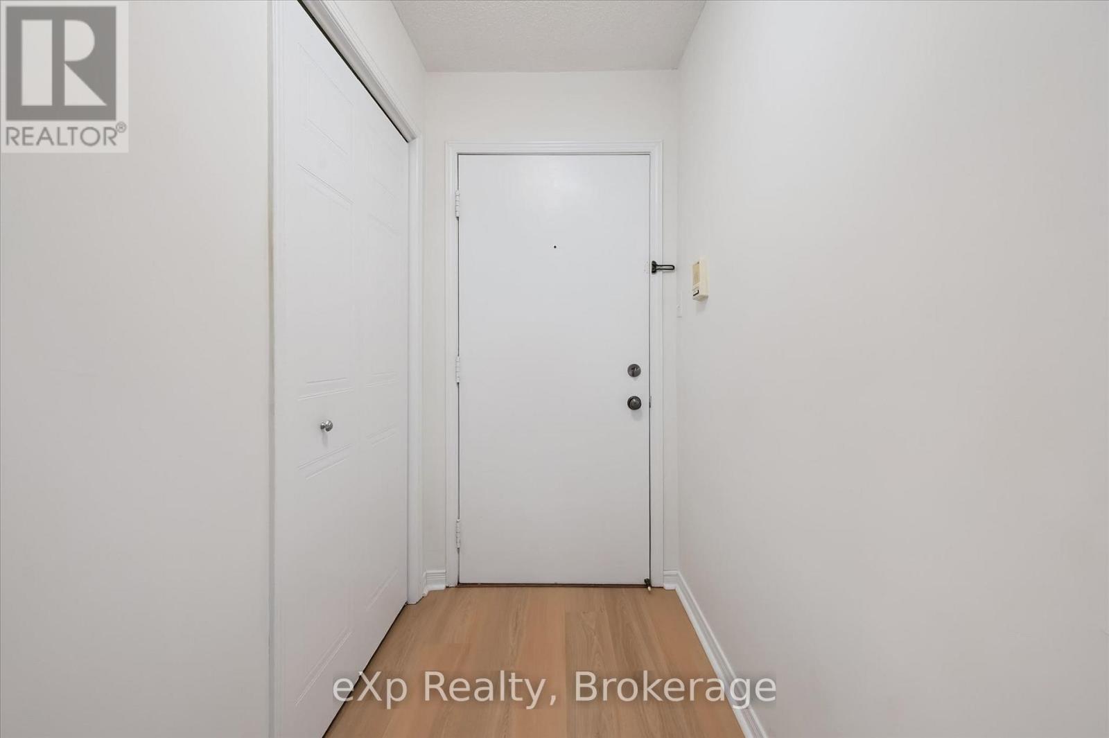 212 - 456 JANEFIELD AVENUE