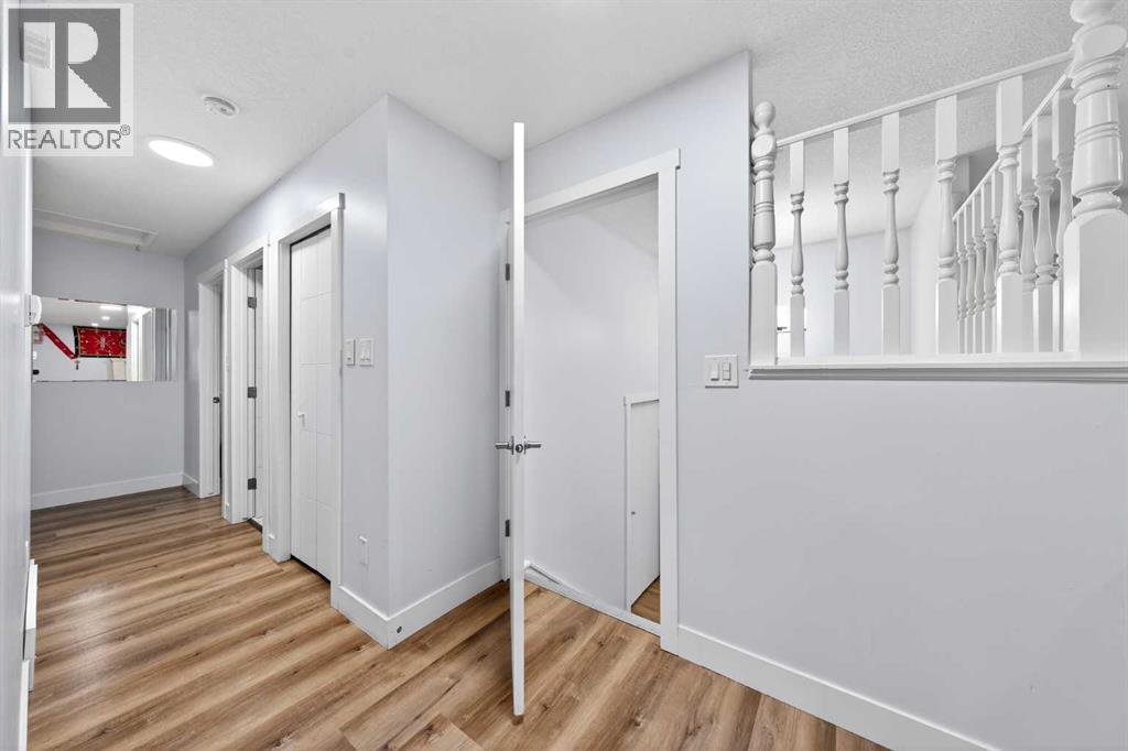 4915 Rundlehorn Drive NE