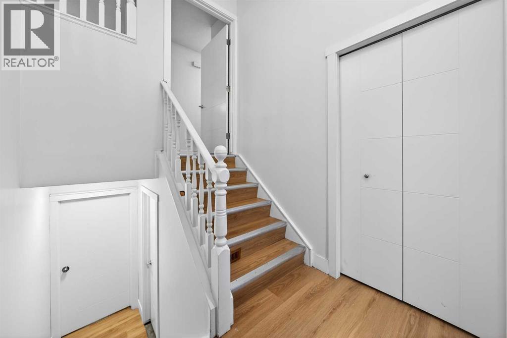 4915 Rundlehorn Drive NE