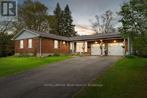 2915 COUNTY RD 20 ROAD North Grenville ON K0G1J0