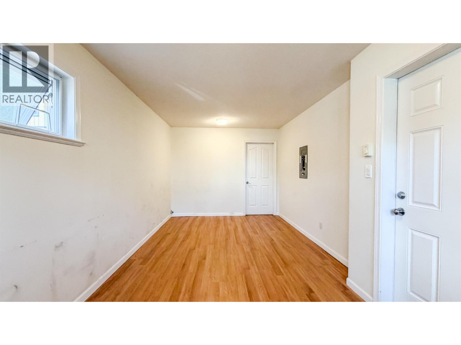 1 9420 FERNDALE ROAD