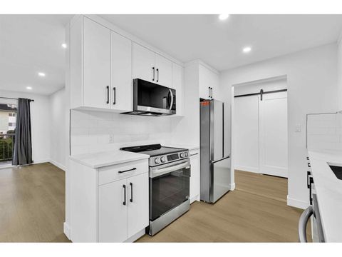 201 2567 VICTORIA STREET Abbotsford BC V2T2T4