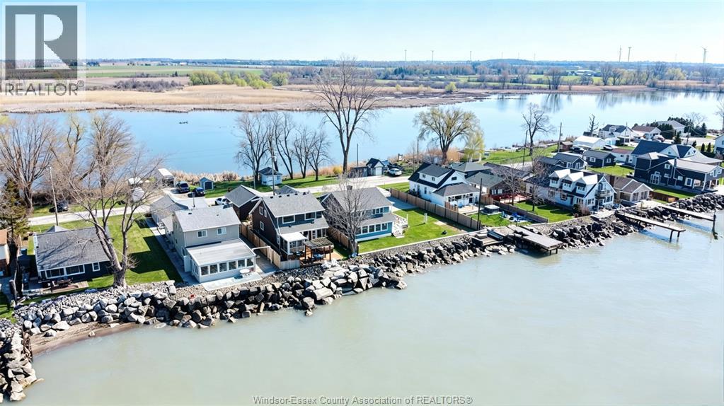 479 Lakeside DRIVE