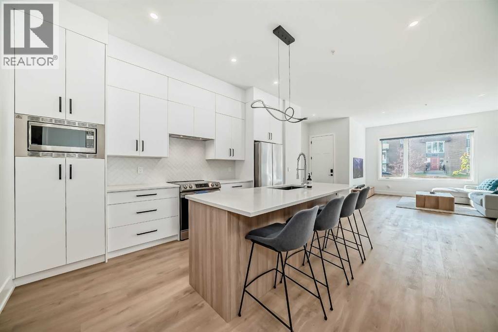 3, 3512 15 Street SW