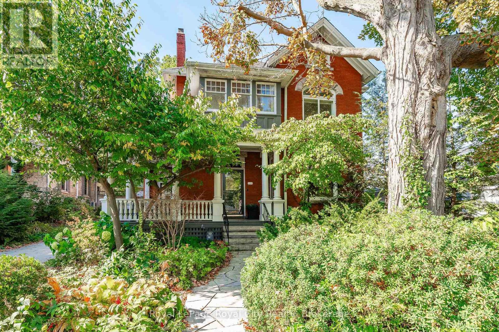 138 DUBLIN STREET N