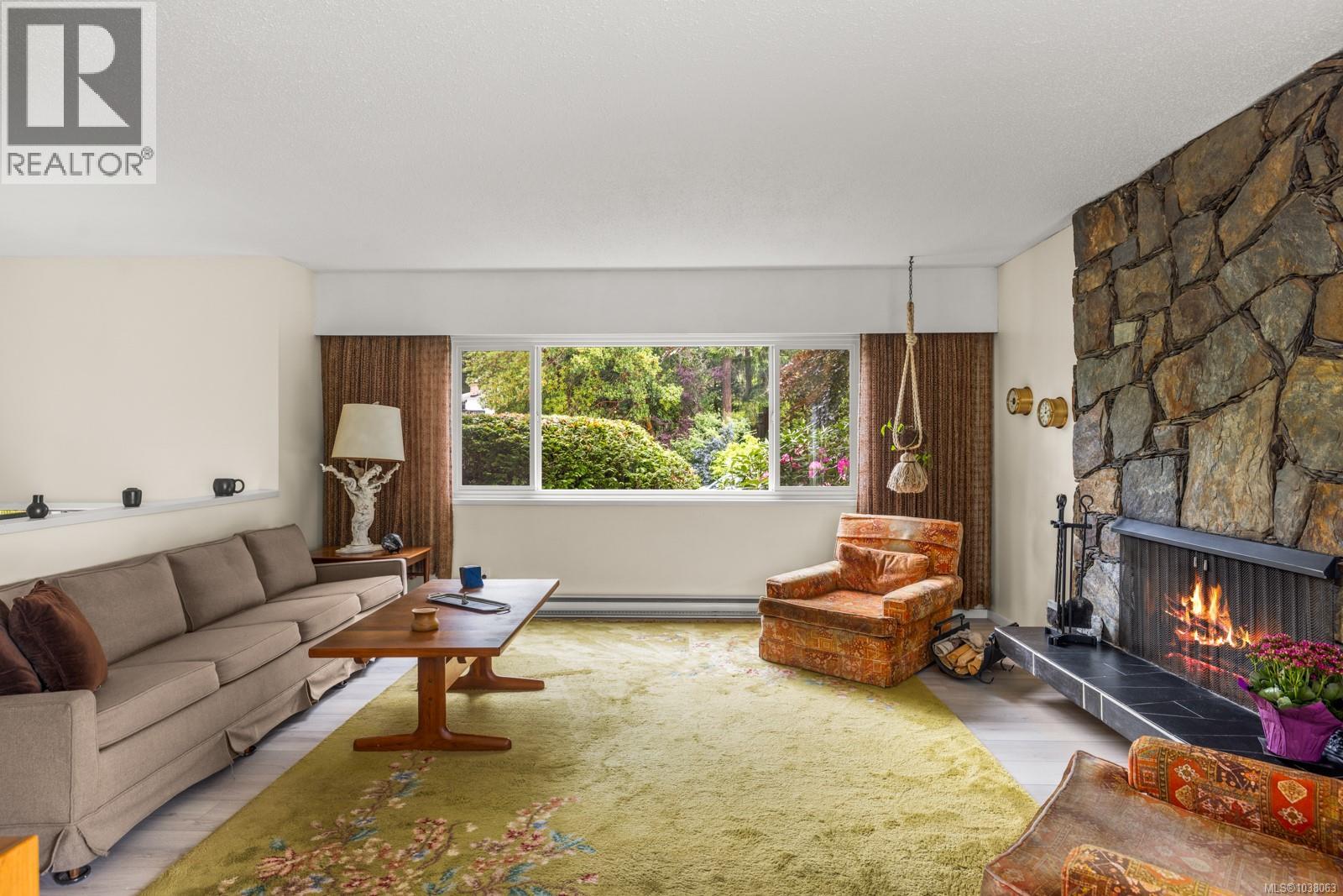 947 Peggy Anne Cres