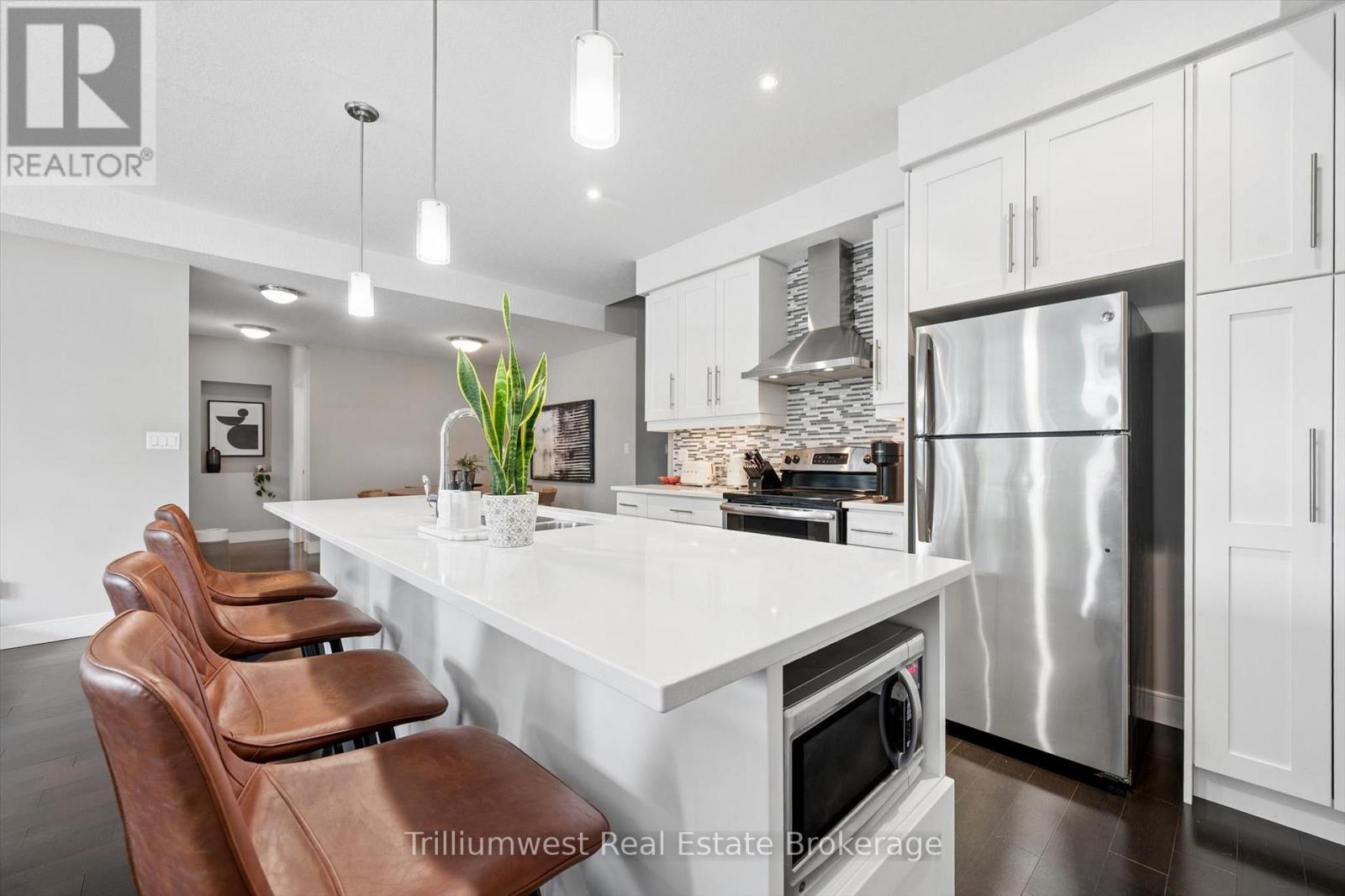 9 - 32 ARKELL ROAD