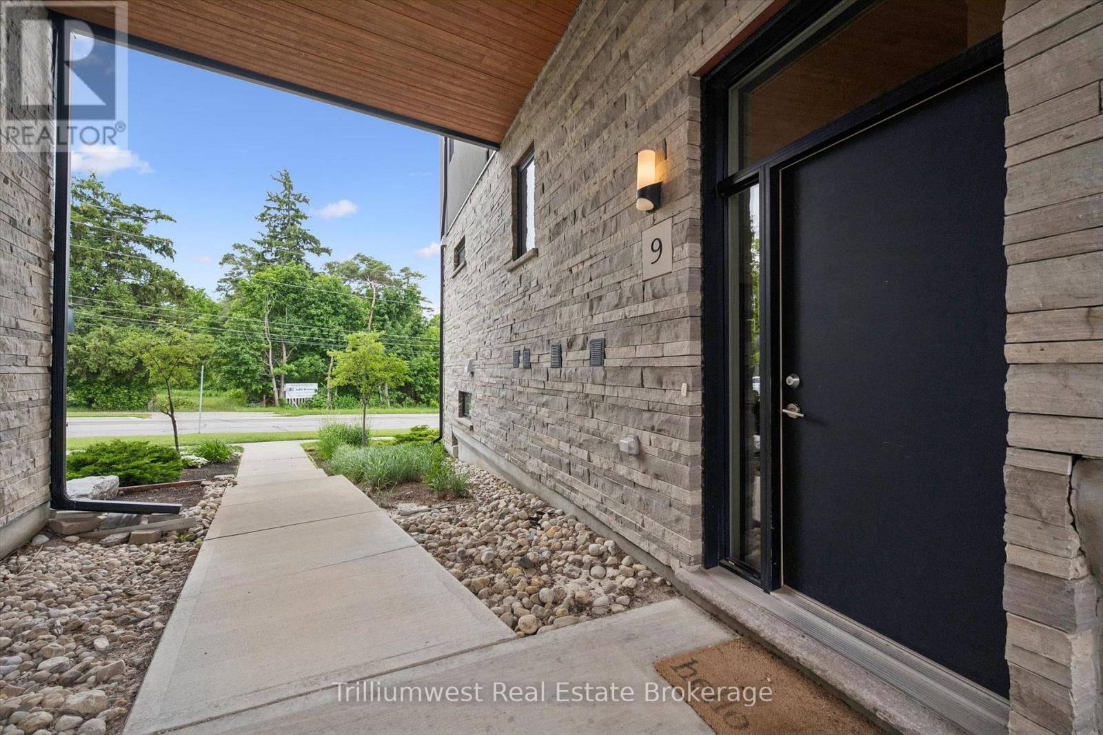 9 - 32 ARKELL ROAD