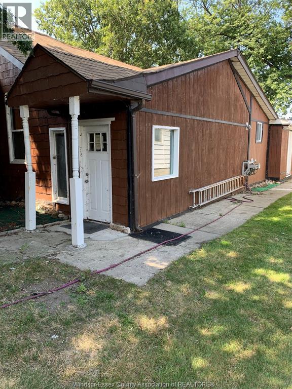 13648 RIVERSIDE DRIVE East