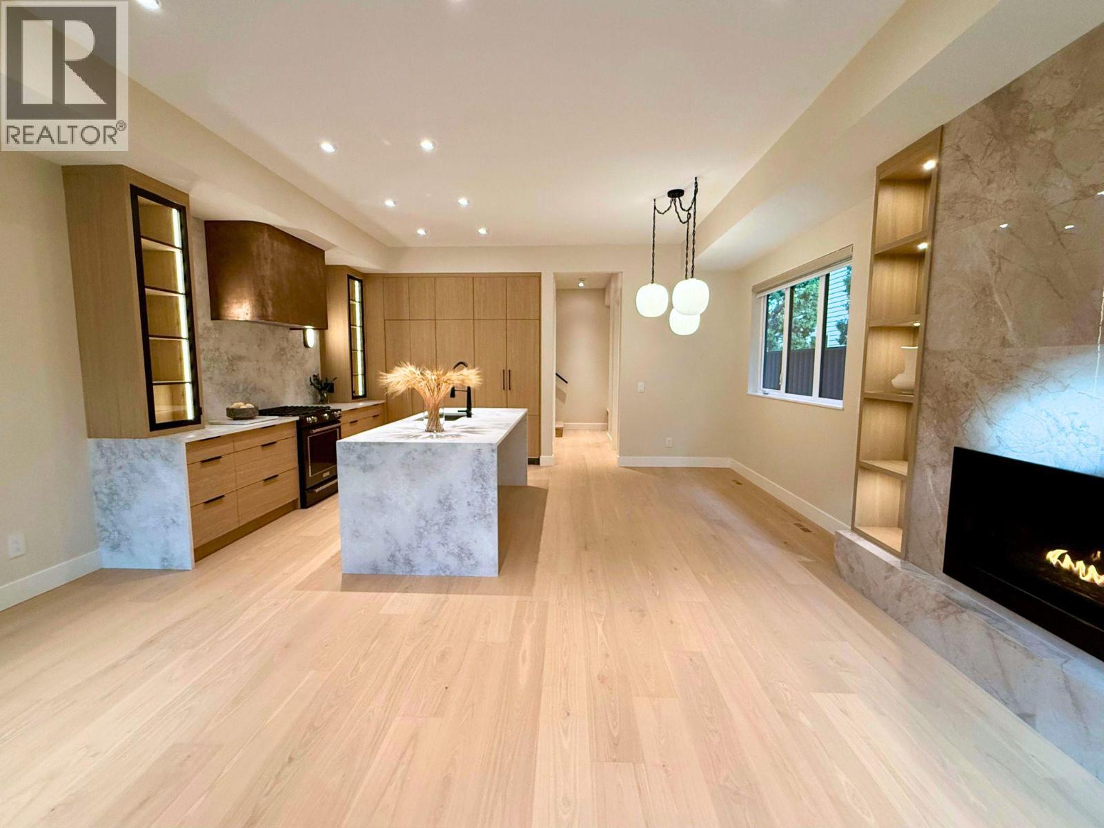 781 Martin Avenue Unit# 4