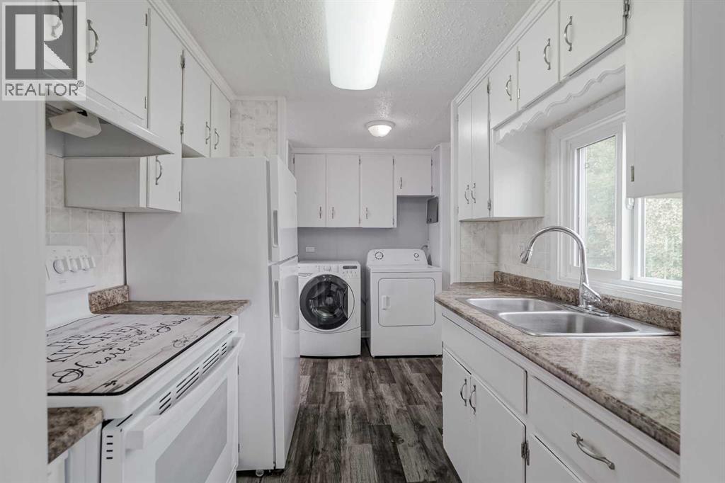 72, 6220 17 Avenue SE