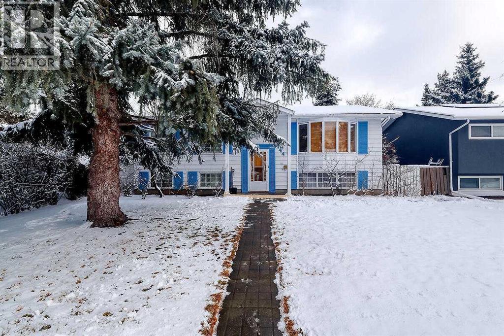 444 Woodland Crescent SE