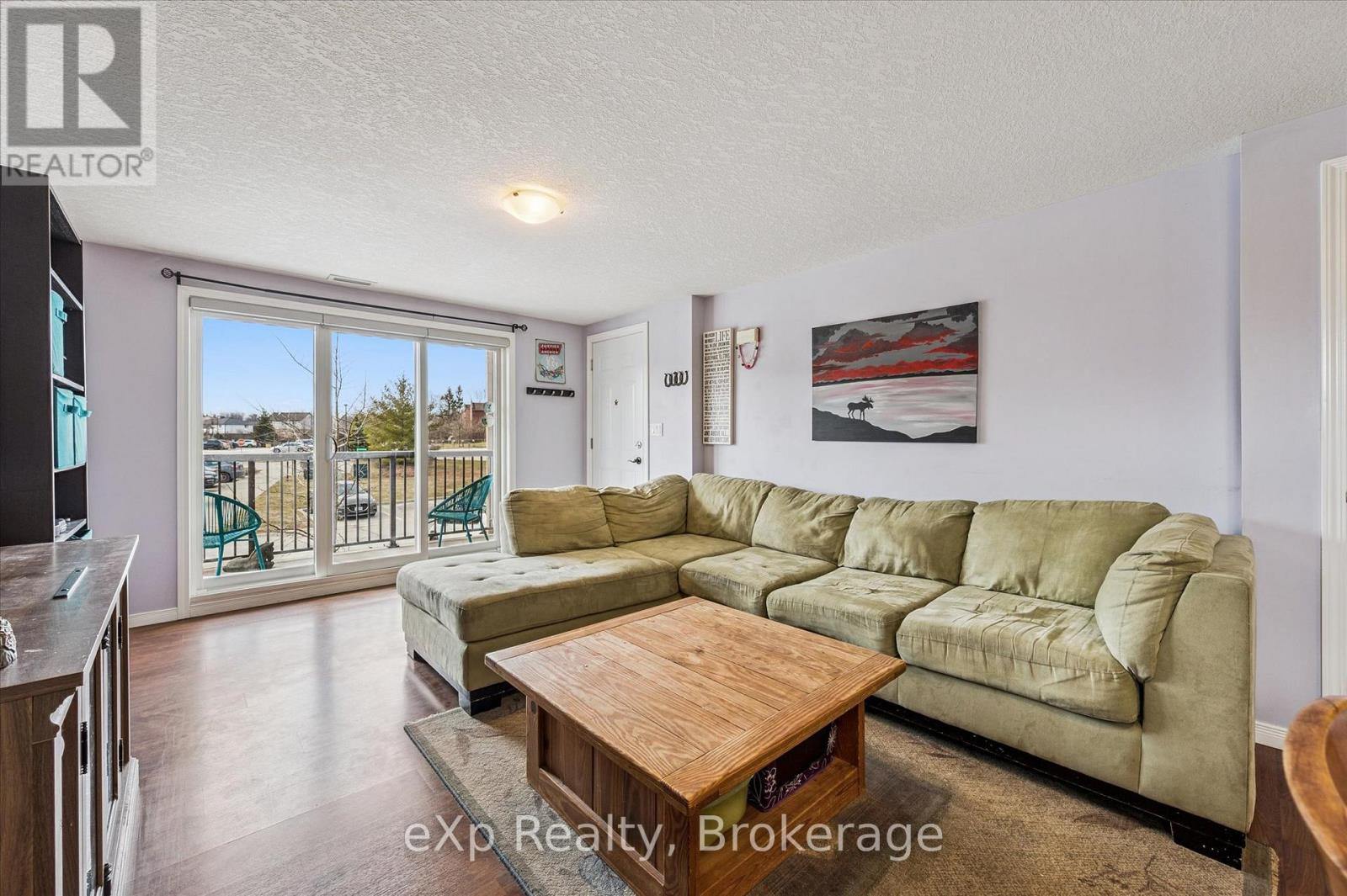 87 - 35 MOUNTFORD DRIVE