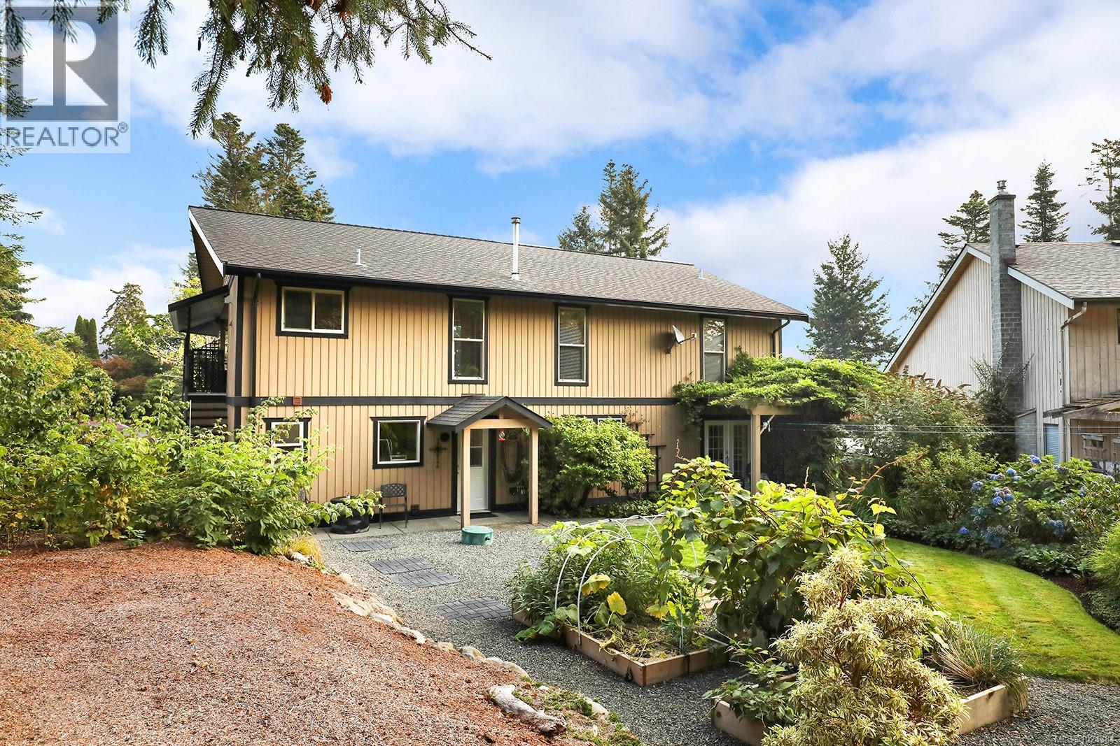 204 Spindrift Rd