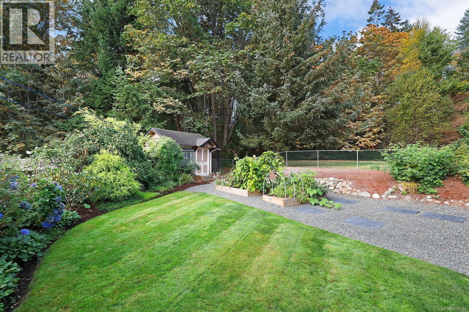 204 Spindrift Rd