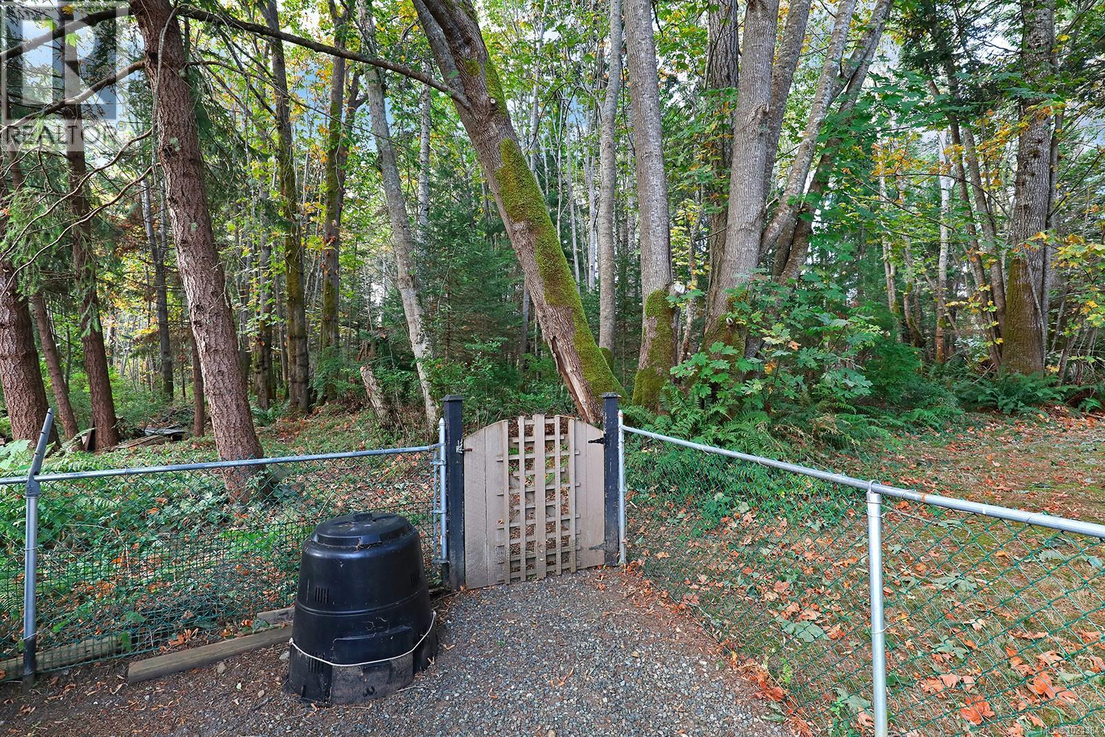 204 Spindrift Rd