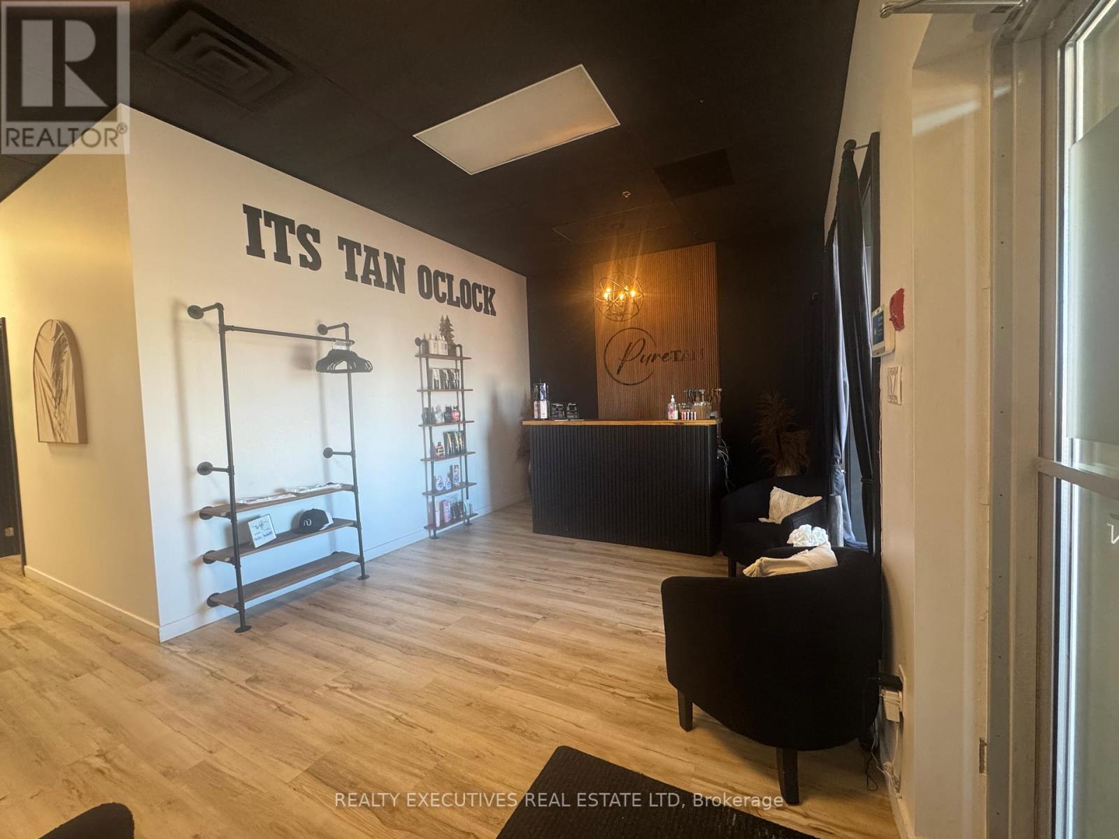 130 - 80 DUFFERIN STREET
