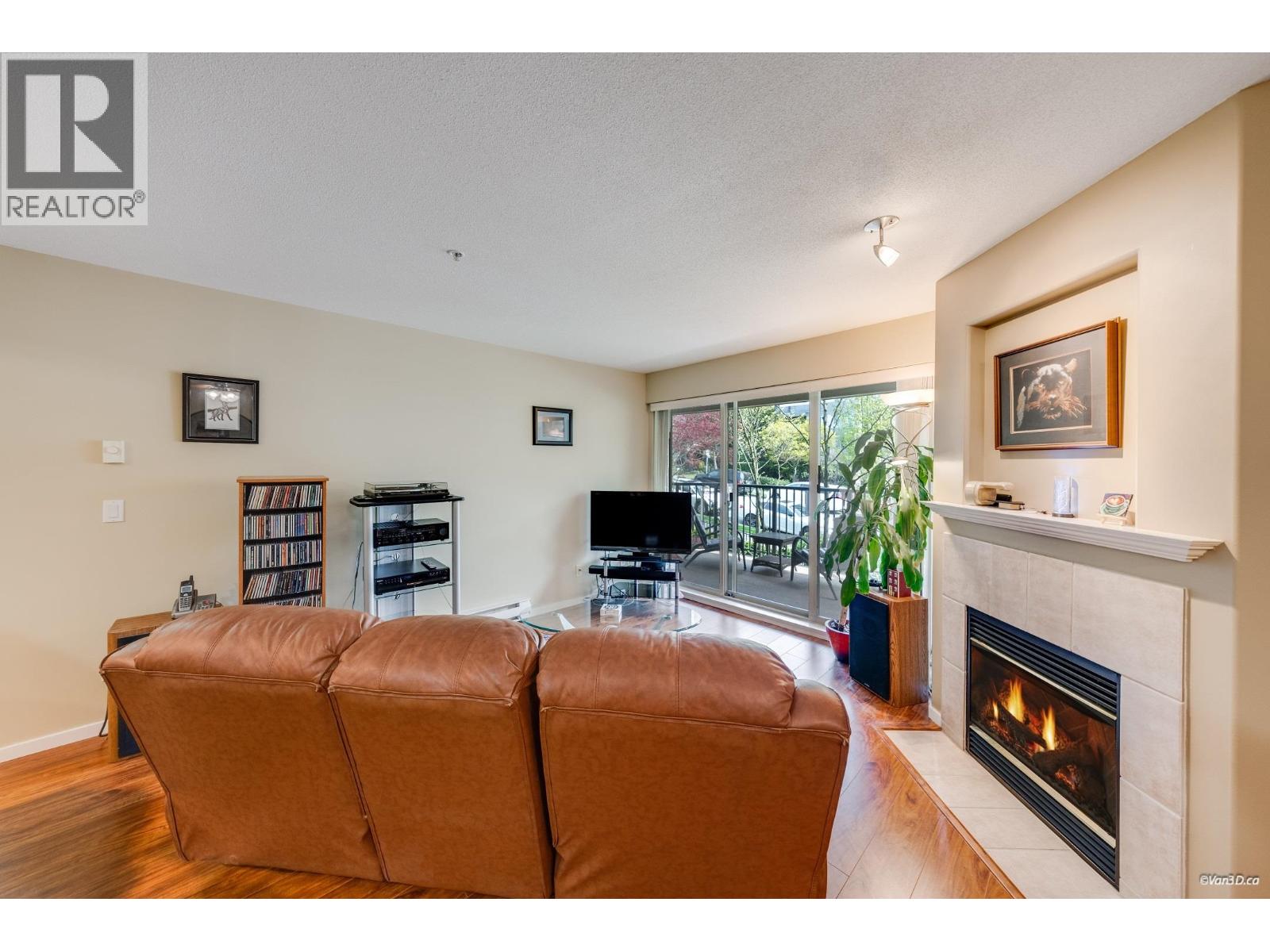 407 210 ELEVENTH STREET