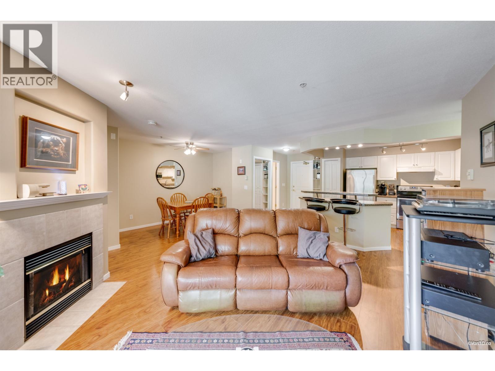 407 210 ELEVENTH STREET