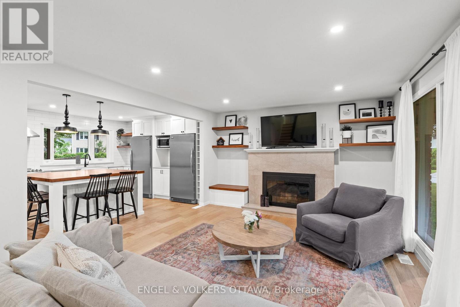20 MOHAWK CRESCENT