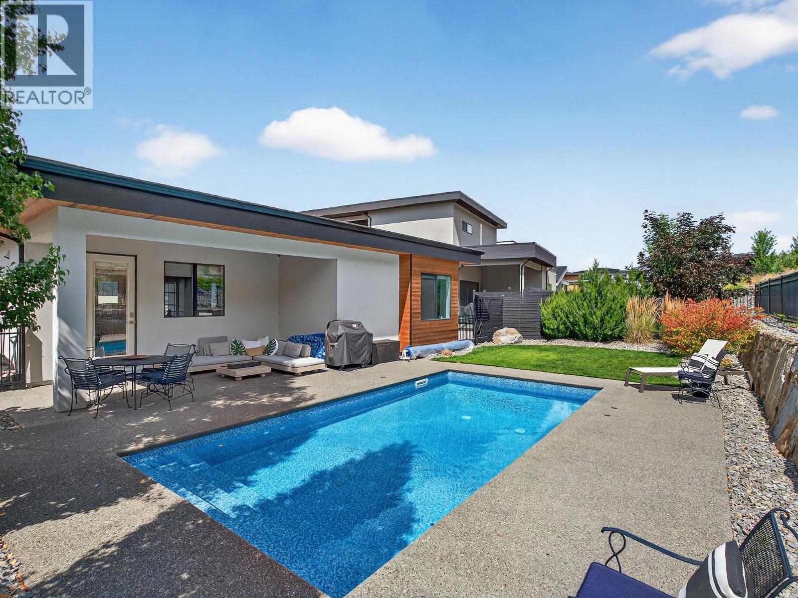 9443 Ledgestone Road