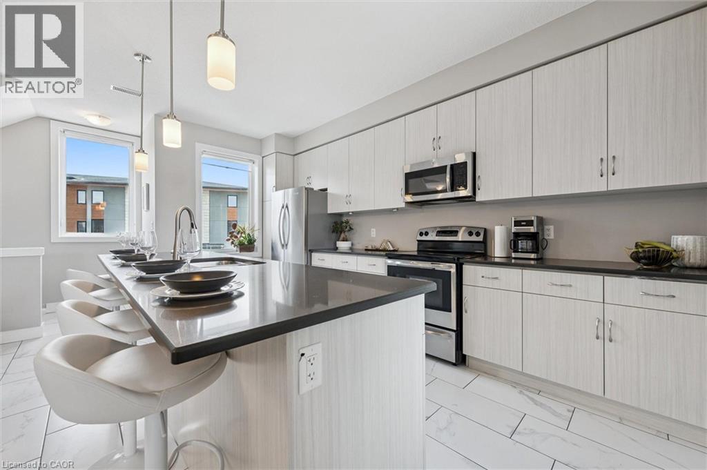 32 ARKELL Road Unit# 7