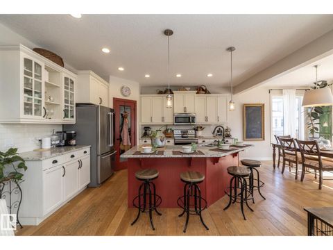 5315 17 AV SW Edmonton AB T6X1R2