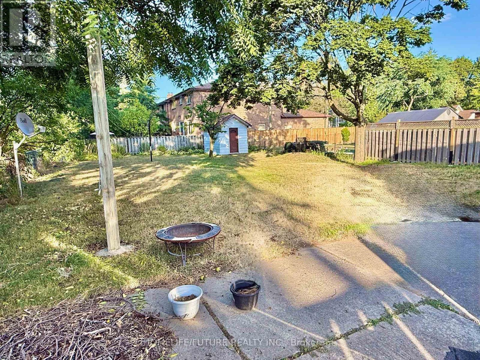 5 WEIR CRESCENT