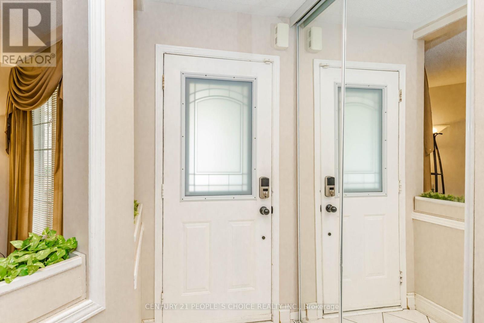 5889 STONEBRIAR CRESCENT