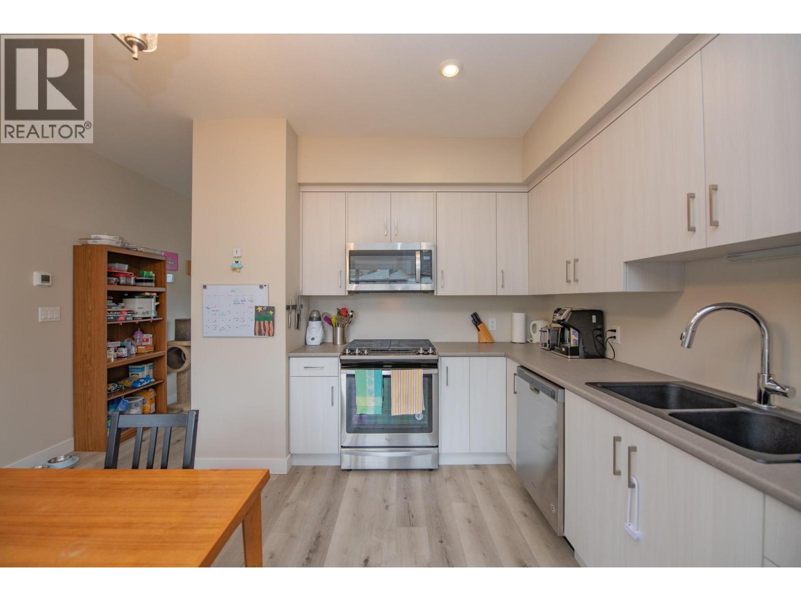 4002 30 Avenue Unit# 103