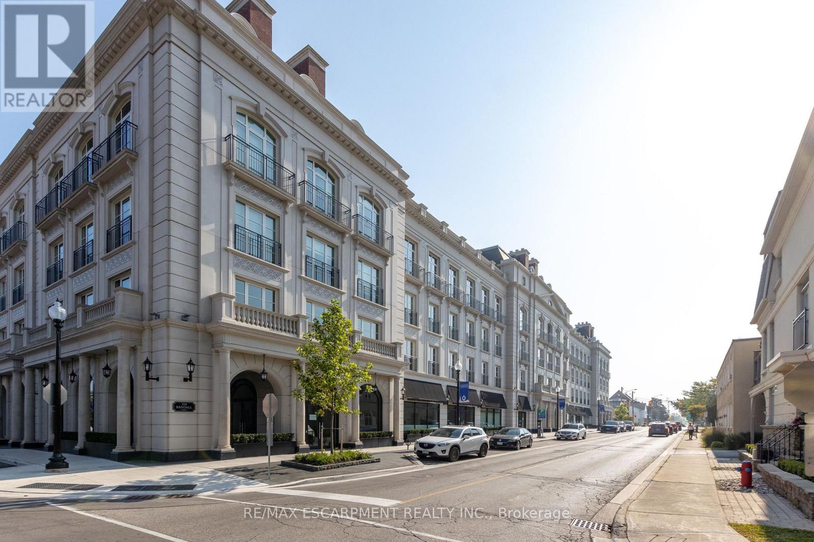 PH1 - 300 RANDALL STREET