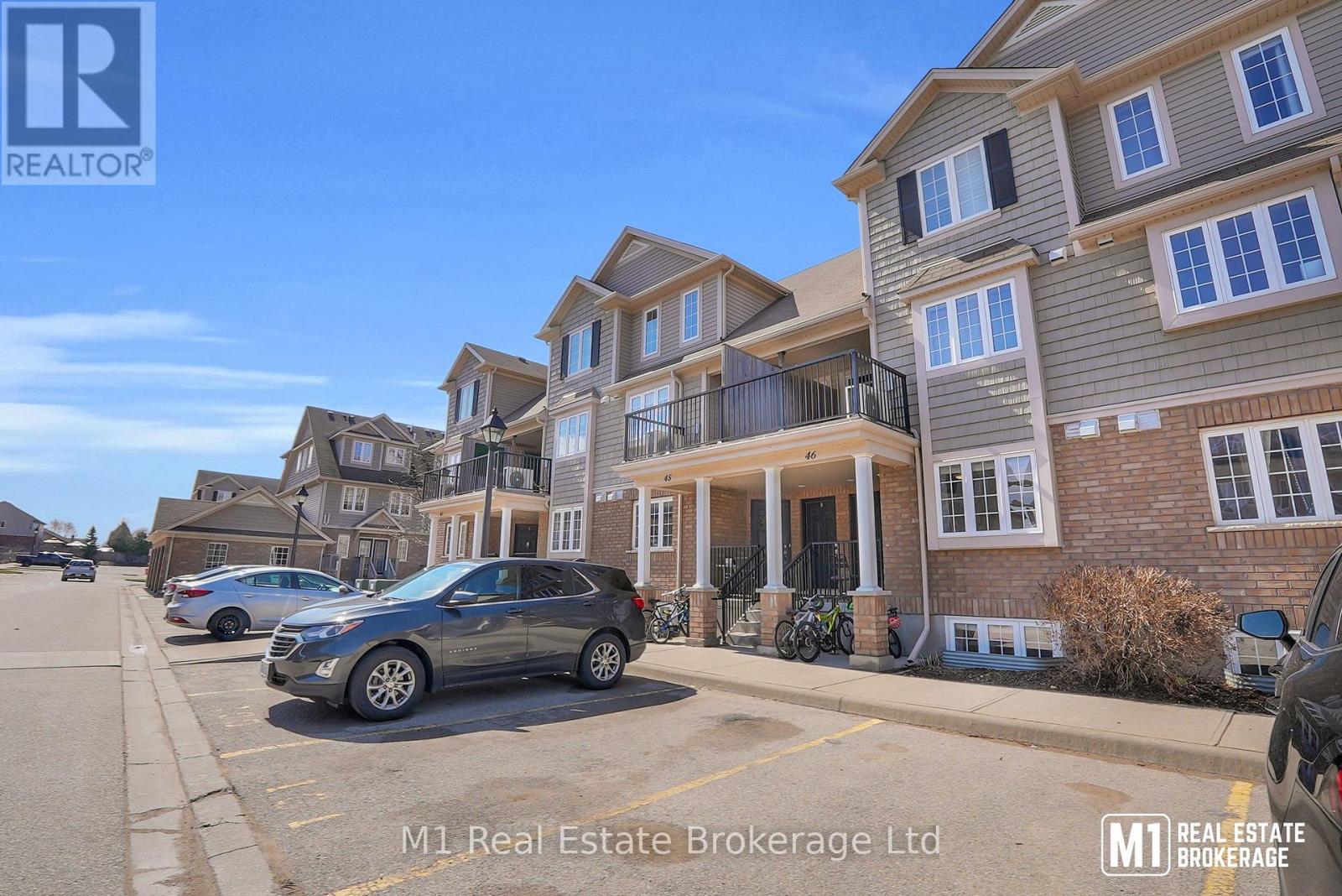 46B - 15 CARERE CRESCENT