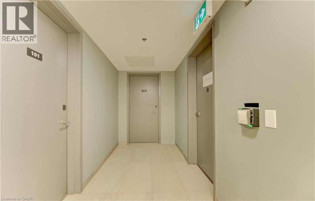 321 SPRUCE Street Unit# 102