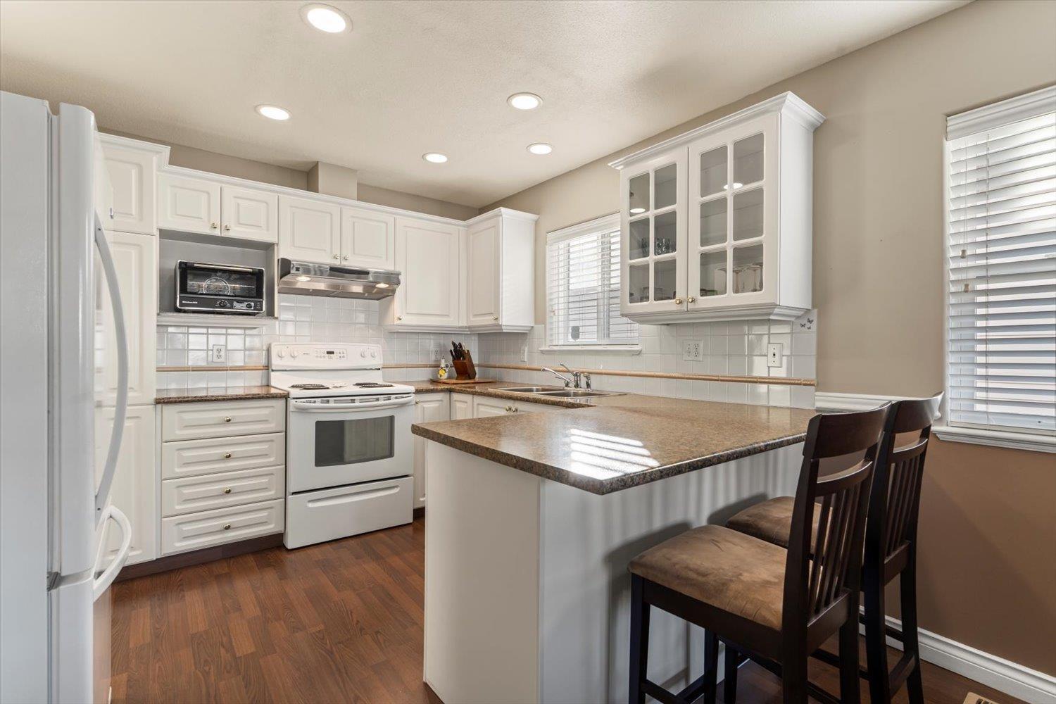 106 8485 YOUNG ROAD|Chilliwack Proper South