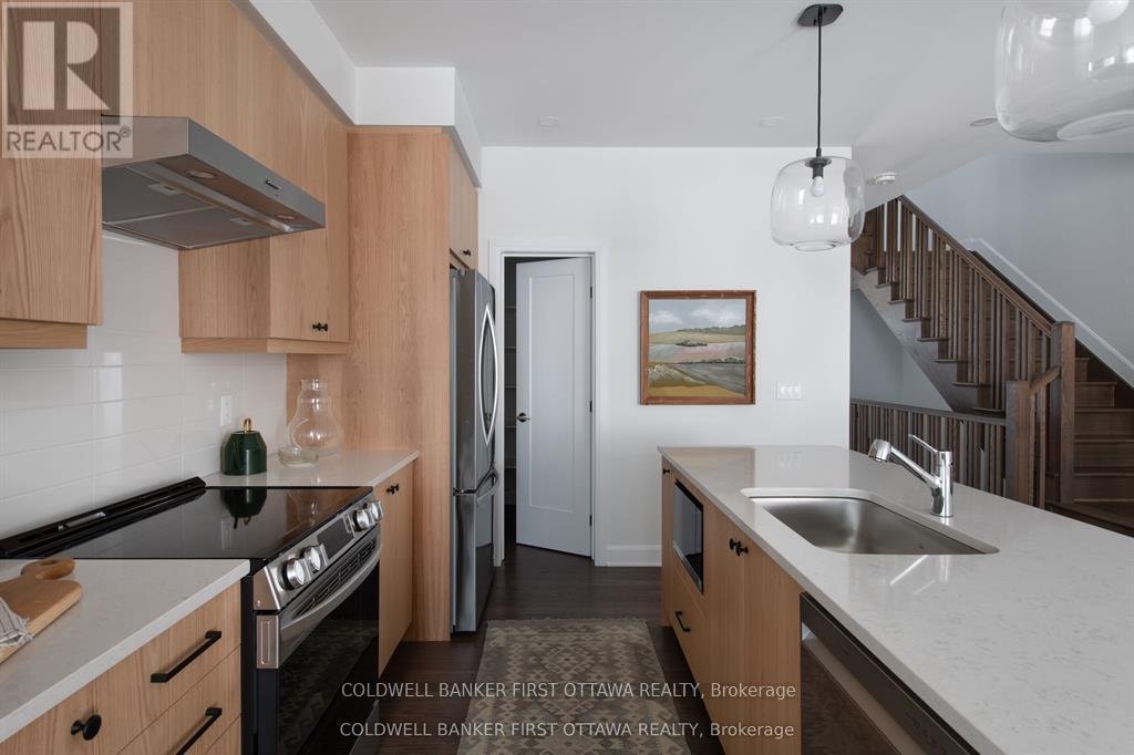 61 TROTMAN STREET