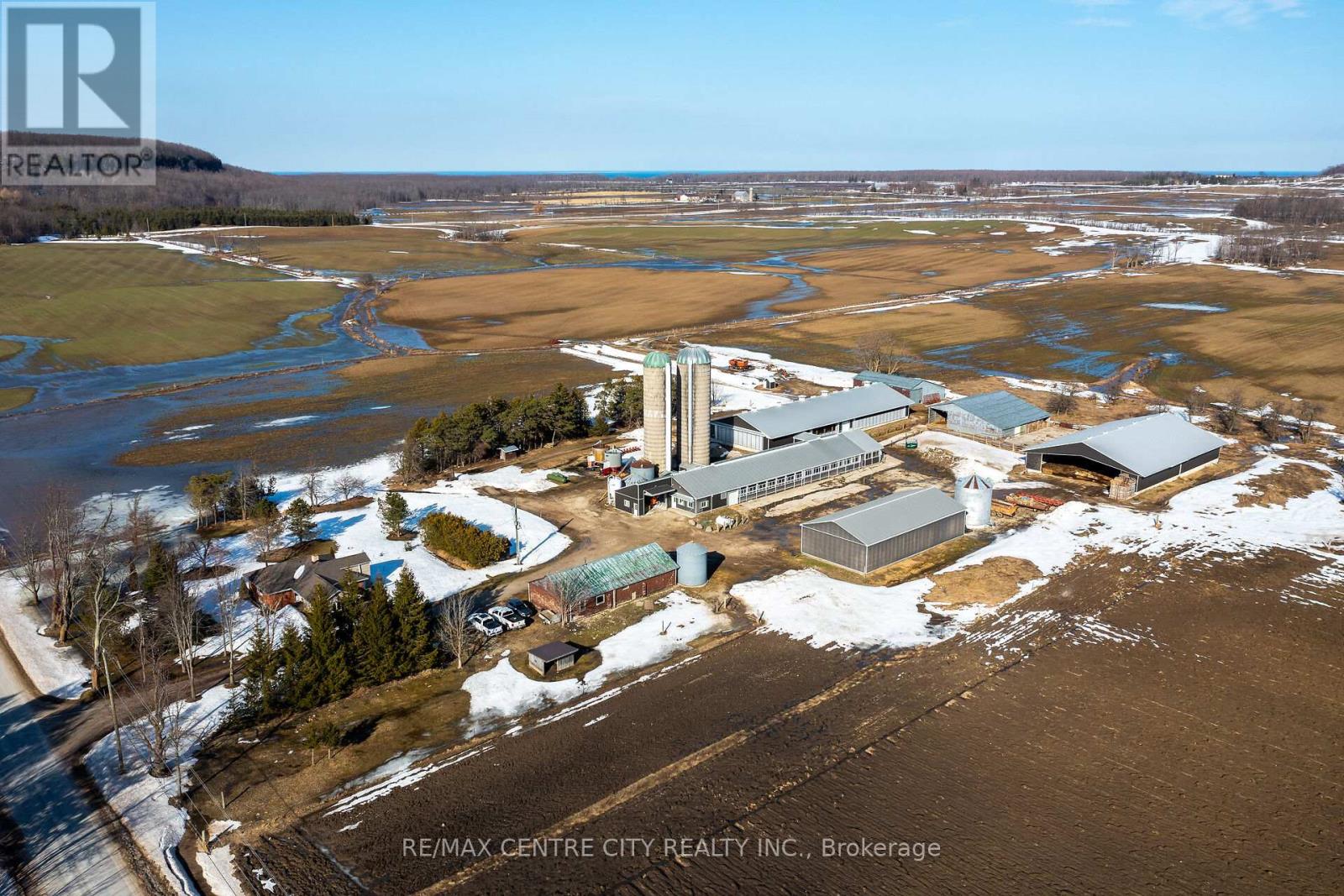 310135 KEMBLE ROCK ROAD