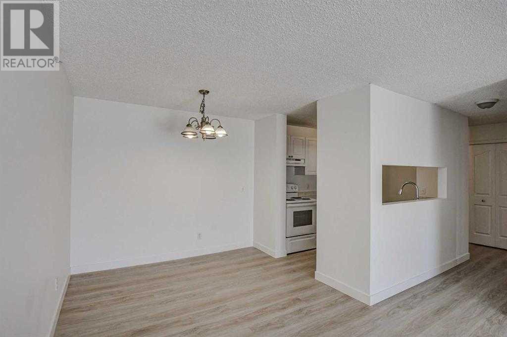 2304, 20 Harvest Rose Park NE